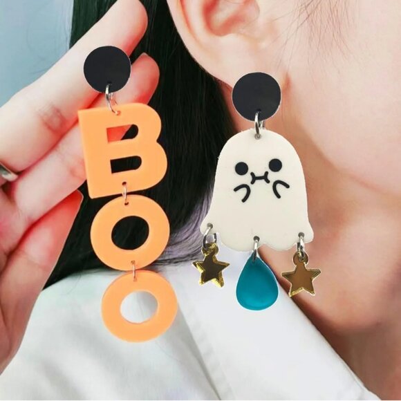 Jewelry - NEW Whimsical Halloween Ghost BOO Asymmetrical Earrings